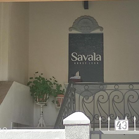 Savala House Leon Villa Exterior photo
